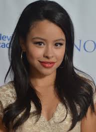 How tall is Cierra Ramirez?